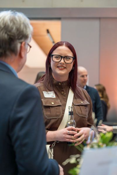 Vertrieb Büro- und Objekteinrichtung