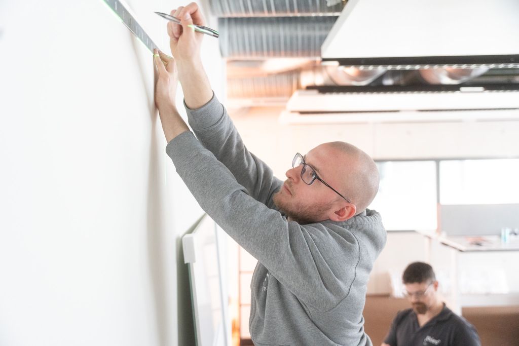 Yannik Geukes - Rollout, Montage & Installation