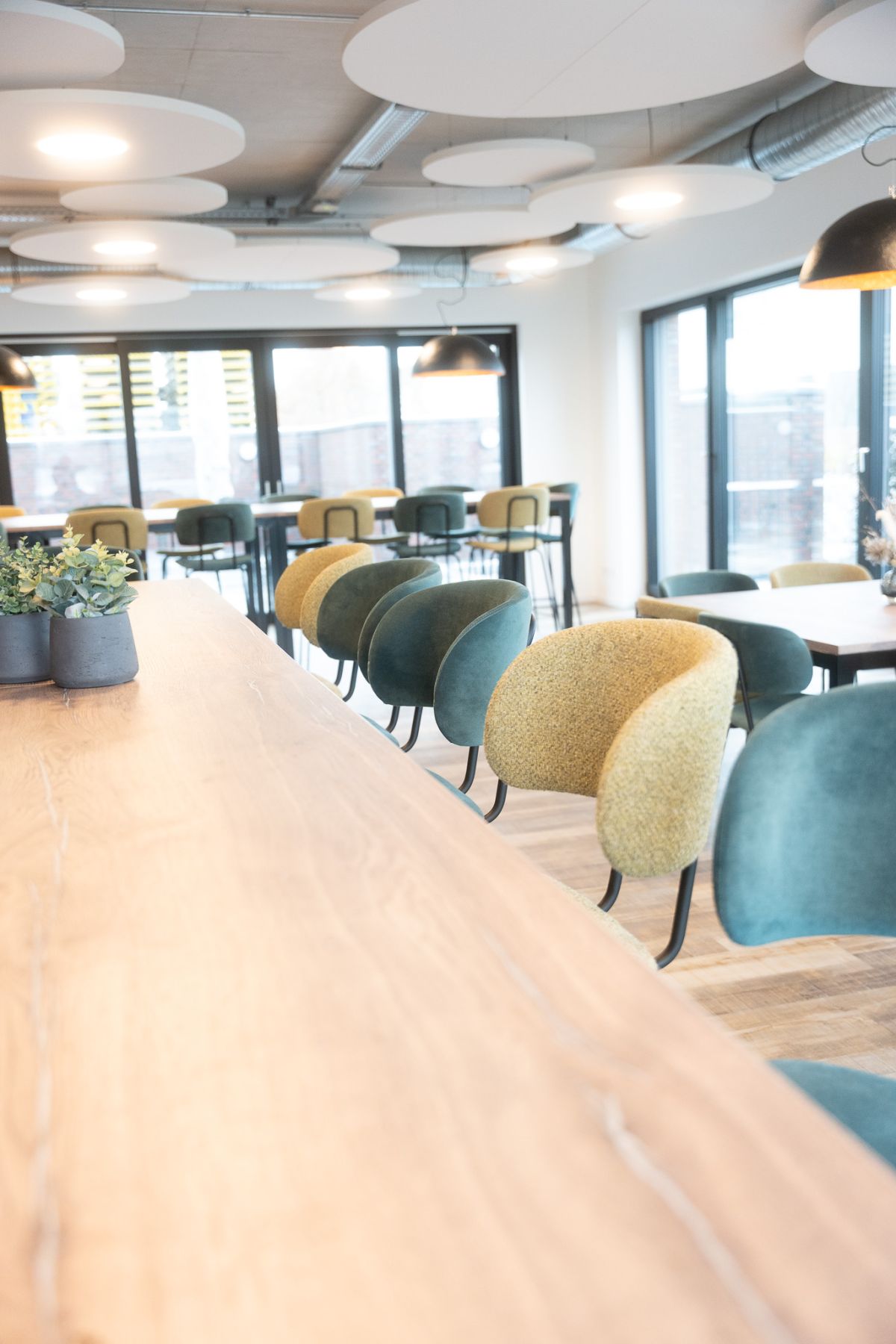 Ein Aufenthaltsort für Mitarbeitende und zugleich auch ein repräsentativer Veranstaltungsort für Kundenevents