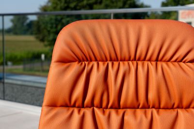 Outdoor-Kufenstuhl. Ein perfektes Design und mit ganz viel Komfort