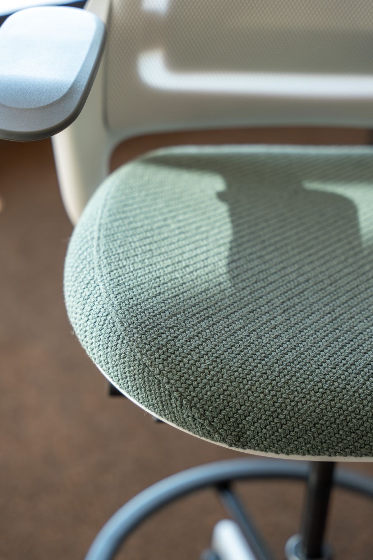 Mehr als nur ein Arbeitsstuhl. Ein komfortabler Bürodrehstuhl mit einem hohen Maß an Ergonomie